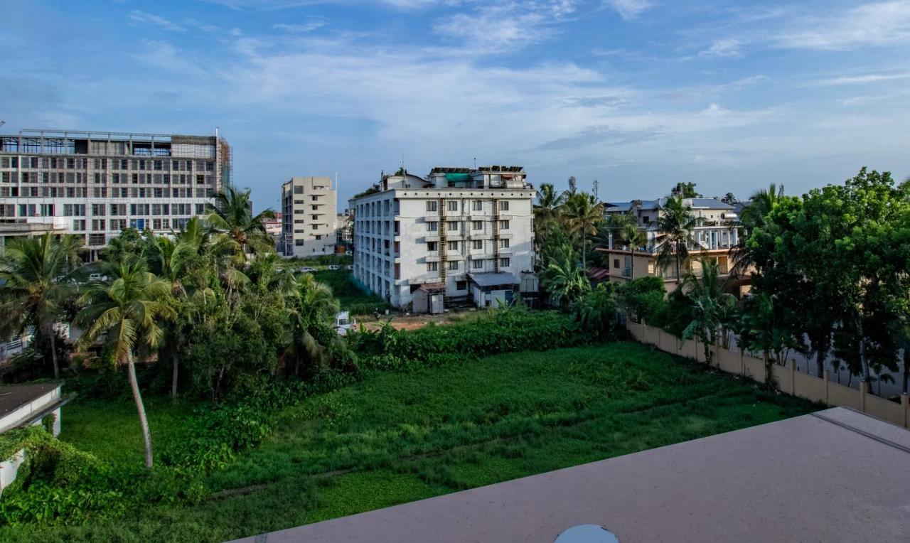 Treebo Amigos Residency Cochin Airport Hotel Kochi Exteriér fotografie