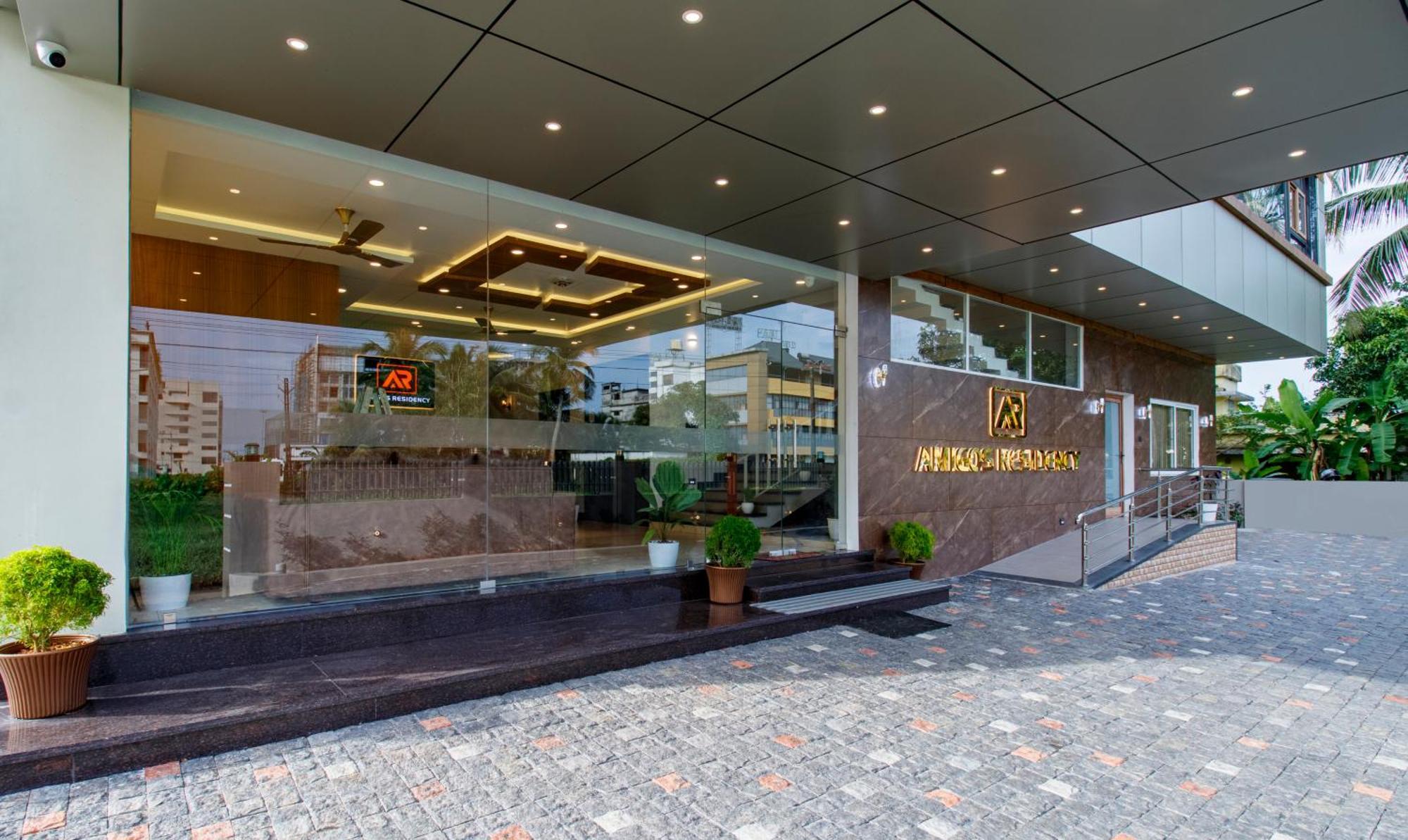 Treebo Amigos Residency Cochin Airport Hotel Kochi Exteriér fotografie